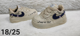 T�nis Infantil Estilo NK Air Force Just IT
