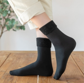Kit 2 pares de meias t�rmica flanelada inverno Cor Preta